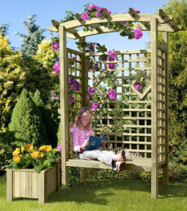 Gartenbank mit Dach: Günstig Angebote | Kaufberatung | Tipps